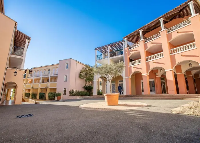 Apartamento L'esquinade F6 225 By Interhome Saint-Raphaël