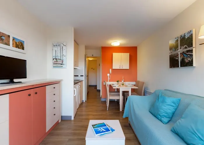 Apartamento L'esquinade F6 225 By Interhome Saint-Raphaël