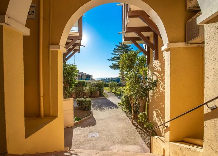 L'esquinade F6 225 By Interhome Saint-Raphaël