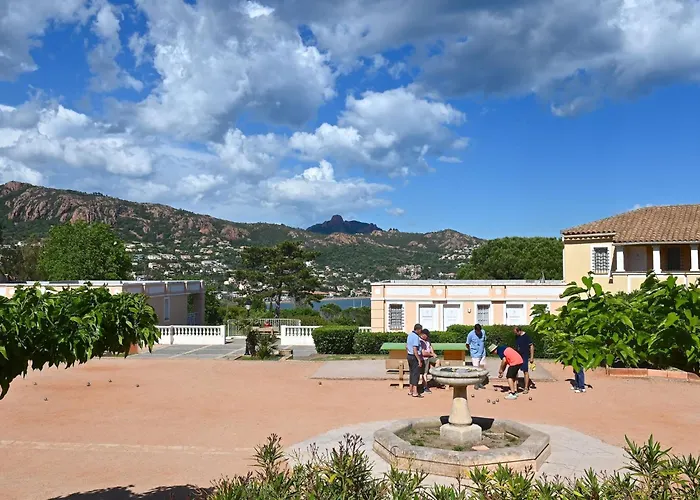 Apartamento L'esquinade F6 225 By Interhome Saint-Raphaël