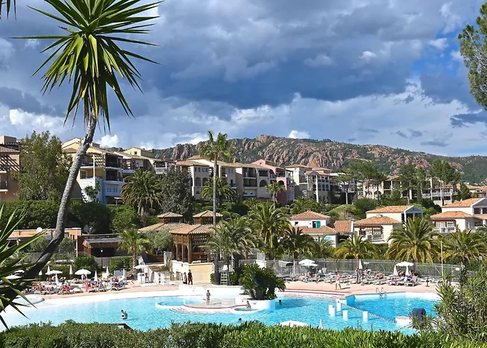 Apartamento L'esquinade F6 225 By Interhome