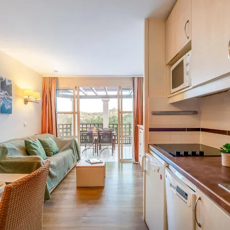 L'esquinade F6 225 By Interhome Saint-Raphaël