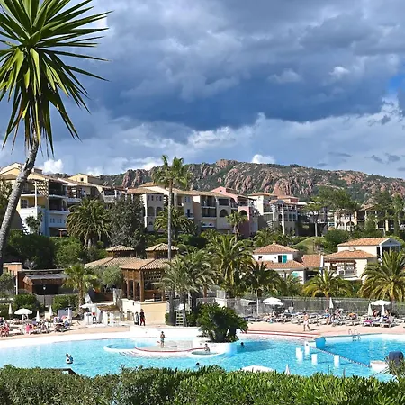 Lägenhet Village Cap Esterel - L'esquinade-51 By Interhome