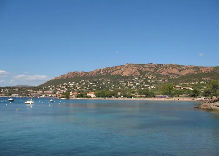 L'esquinade F6 225 By Interhome Lejlighed Saint-Raphaël